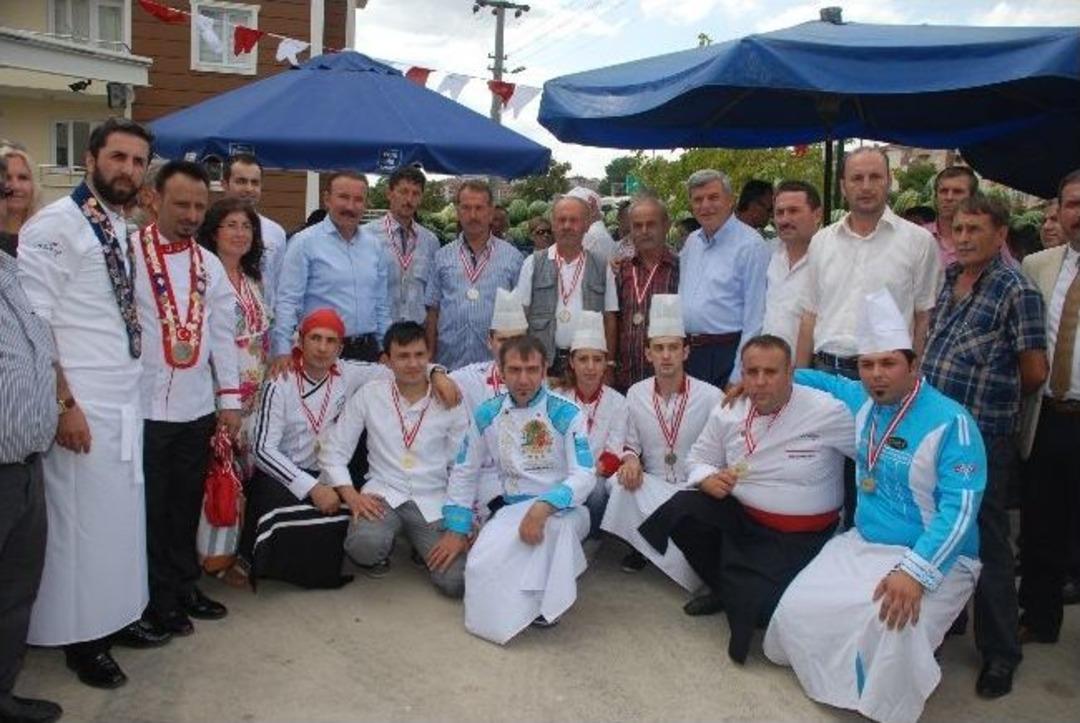 K&ouml;yl&uuml; Pazarı T&ouml;renle A&ccedil;ıldı