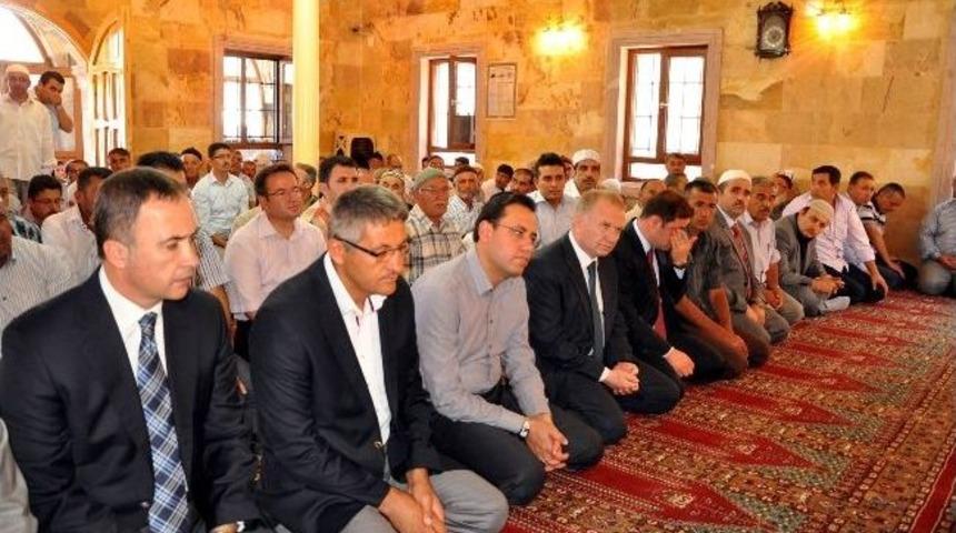 İlk İmamlık Görevi Yaptığı Köye Cami Yaptırdı