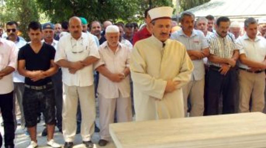 Suriye Ve Mısır'da &Ouml;lenler I&ccedil;in Gıyabi Cenaze Namazı