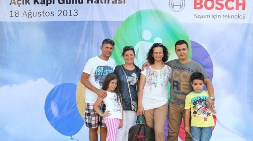 Fabrikanın Kapılarını Çalışanların Ailelerine Açtılar