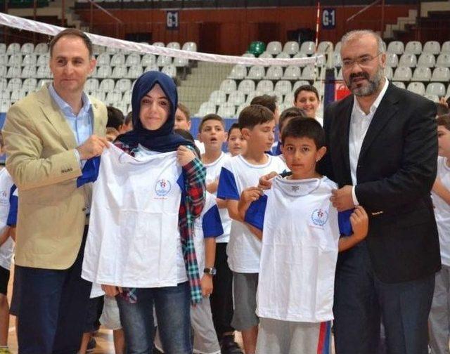 Hem Kur'an Öğreniyor, Hem Spor Yapıyorlar