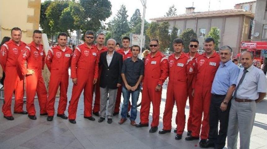 Türk Yıldızları’ndan Çorum Belediyesi’ne Ziyaret