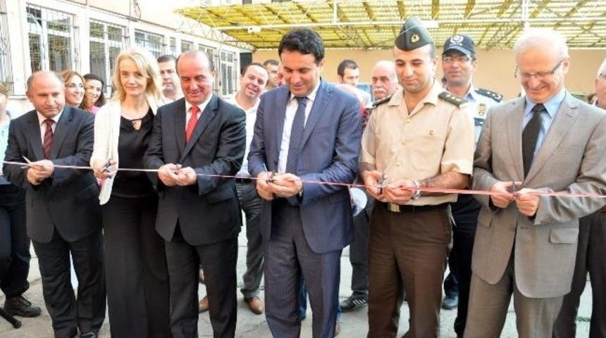 El Sanatları Sergisi A&ccedil;ılışı Yapıldı