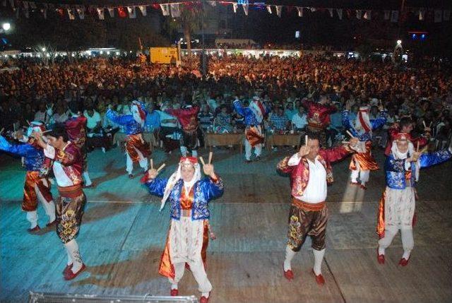 Atakent’te Kültür Festivali Songül Karlı Konseri İle Başladı