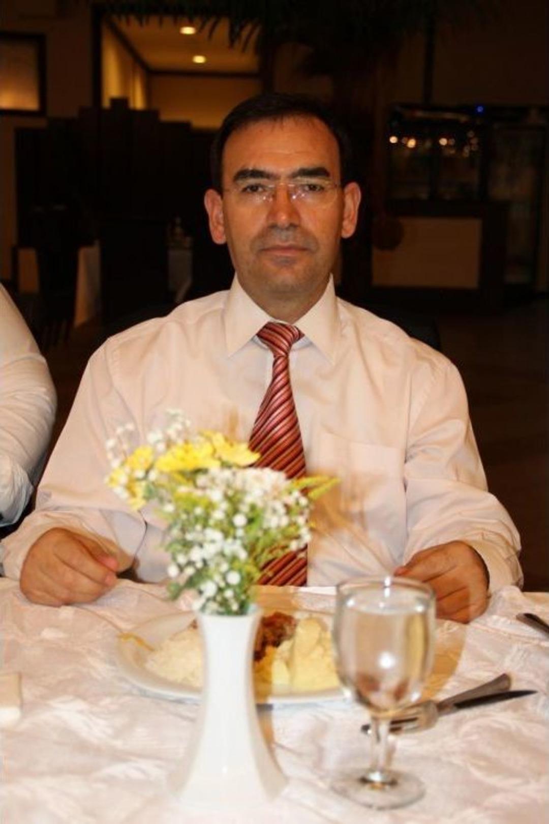 Sapanca Kaymakamı Sarı'ya Veda Yemeği