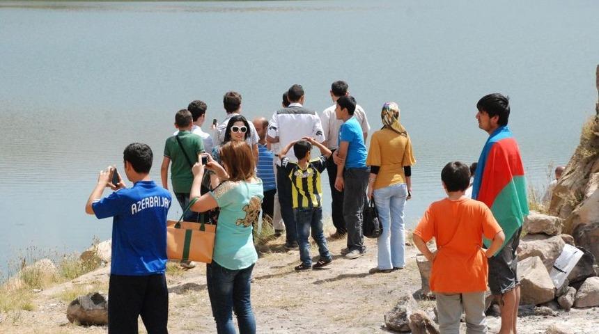 Satran&ccedil; Sporcuları Bitlis'in G&uuml;zelliklerini Gezdi&rlm;