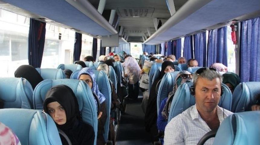 Sakaryalılar Mısır Halkıyla Dayanışma İ&ccedil;in Ankara&rsquo;ya Akın Etti