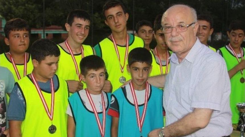 Yunus Emre Camisi Kuran Kursu Şampiyon Oldu