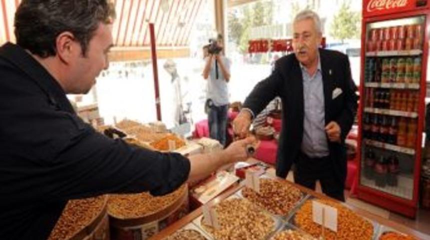 Tesk Genel Başkanı Paland&ouml;ken: &ldquo;kredi Kartı Faizleri Mutlaka D&uuml;ş&uuml;r&uuml;lmeli&rdquo;