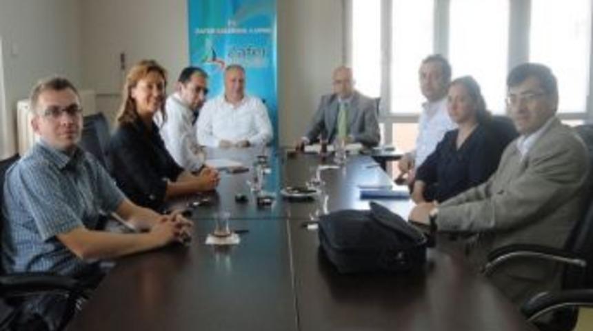 K&uuml;giad&rsquo;tan Zeka&rsquo;ya Ziyaret