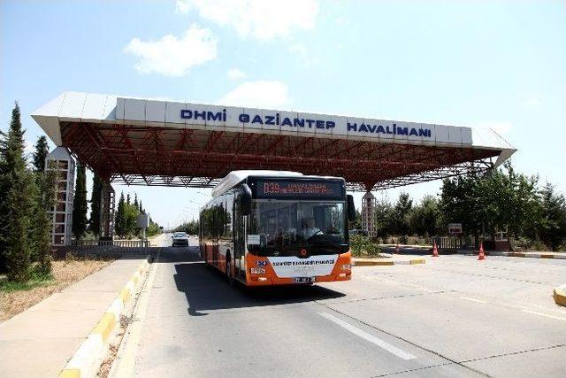 Büyükşehir’den Hava Limanına Otobüs Seferi