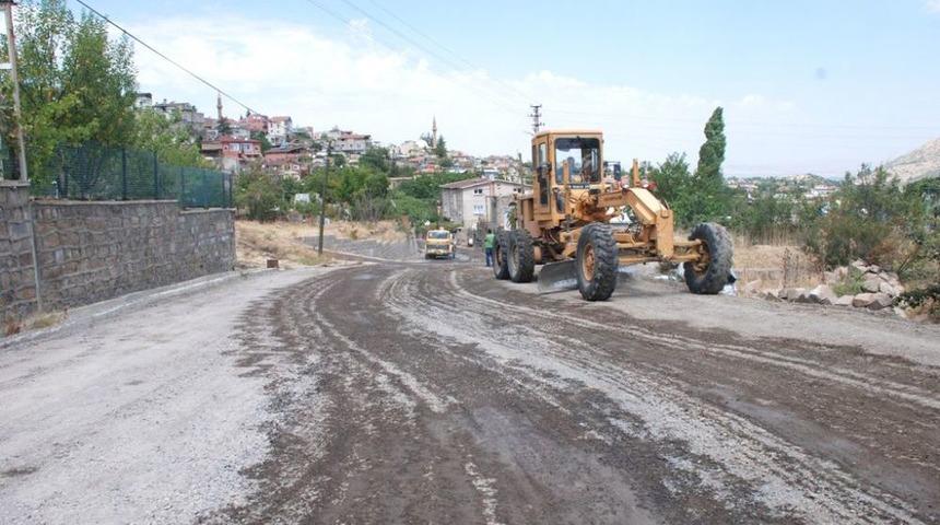 Kıranardı Mahallesi'nde Altyapı &Ccedil;alışması Yapılıyor