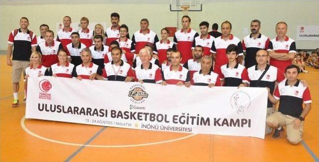 12 Dev Adam Uluslar Arası Basketbol Eğitim Kampı Sona Erdi