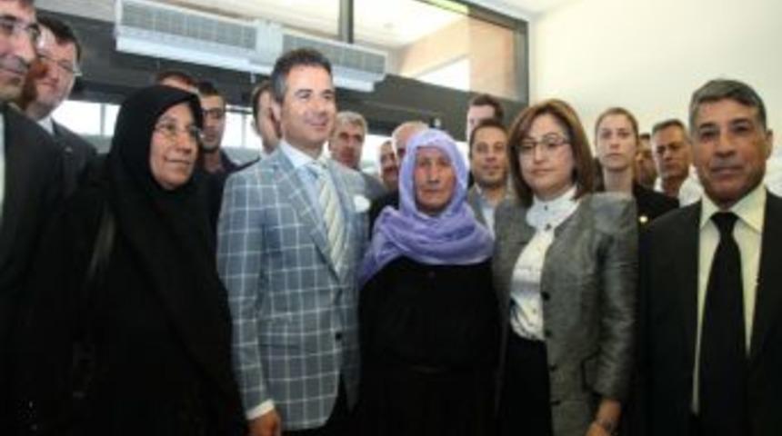 Ezo Gelin'in Kızına Fatma Şahin'den Destek S&ouml;z&uuml;