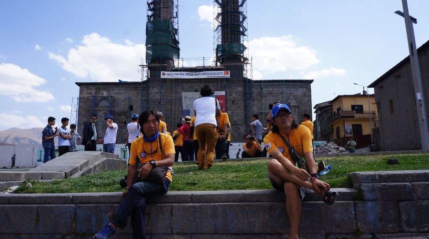 G&uuml;ney Koreliler Erzurum'u Gezdi