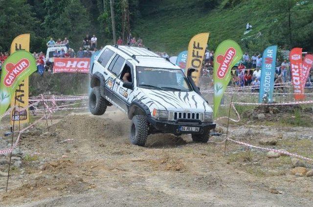 Rize’de Off-road Yarışları