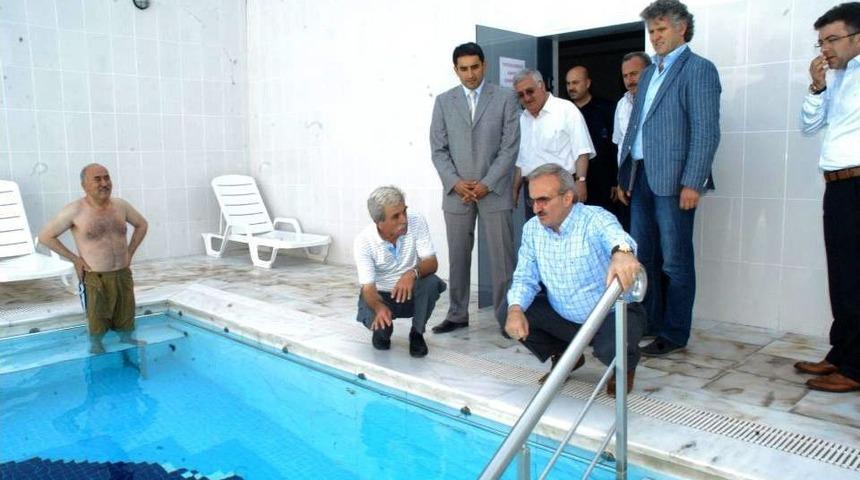 Bursa Valisi M&uuml;nir Karaloğlu, Orhaneli'ni Ziyaret Etti.