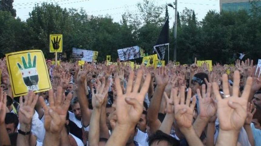 Binlerce Vatandaş Mısır İ&ccedil;in Bir Araya Geldi