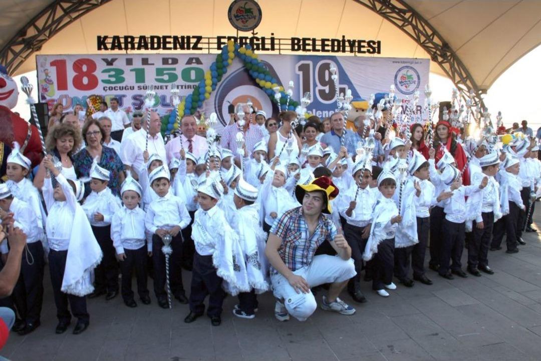 Ereğli Belediyesi, S&uuml;nnet Ettirdiği 125 &Ccedil;ocuğa Bisiklet Hediye Etti