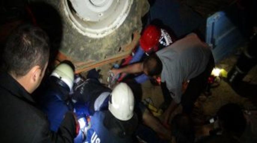 Uşak&rsquo;ta Trafik Kazası: 1 &Ouml;l&uuml;, 2 Yaralı