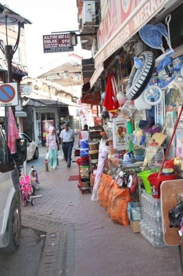 Bartın’da Kaldırım İşgaline Vatandaş Tepkisi