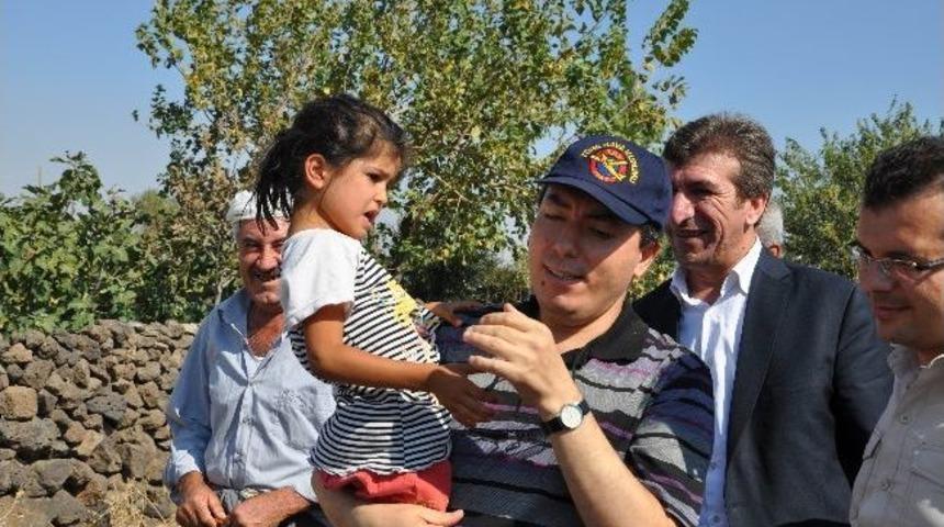 Vali Cengiz Derik İl&ccedil;esine Bağlı K&ouml;yleri Gezdi