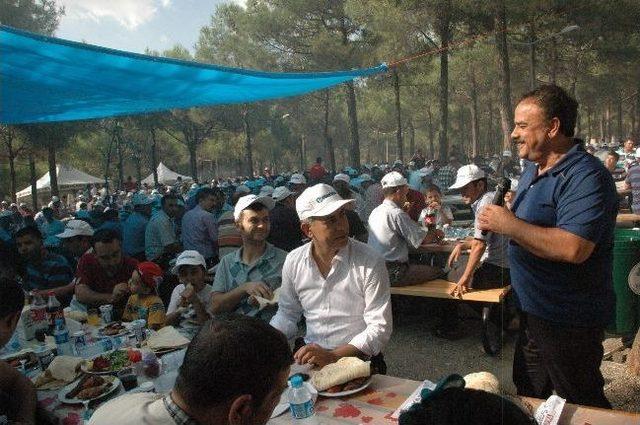 Merinos Bahar Şenliklerine Sanatçı Bülent Serttaş Renk Kattı