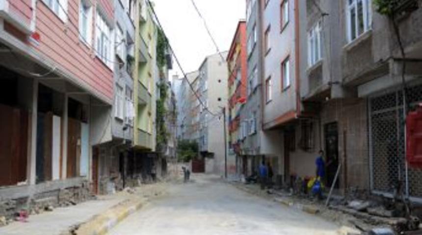 Bağcılar'da Elektrik Telleri Yer Altına Alındı