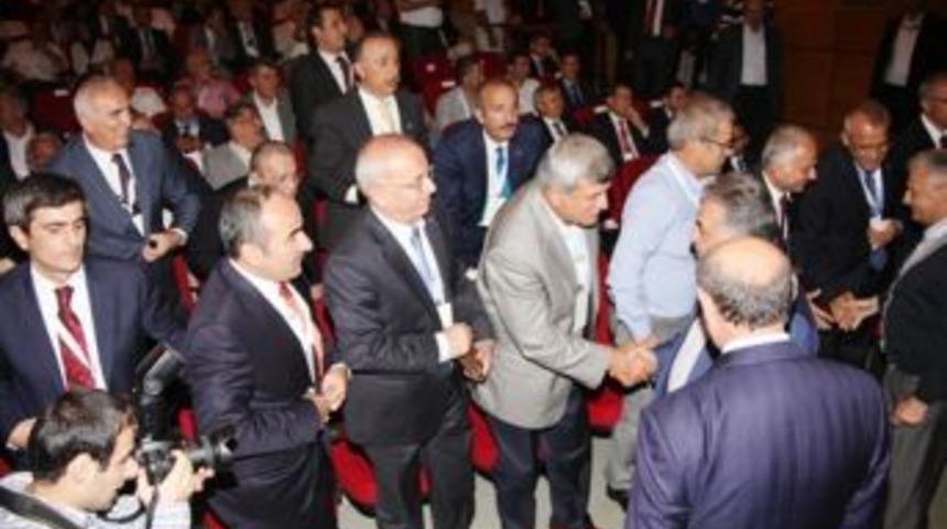 Başkan, RTE&Uuml; Vakfı&rsquo;nın  meclis toplantısına katıldı