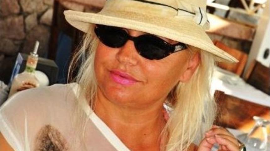 Banu Alkan Ayvalık&rsquo;ta