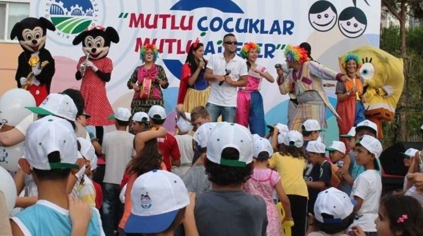 Ferizli&rsquo;de &Ccedil;ocukların Mutlu G&uuml;n&uuml;