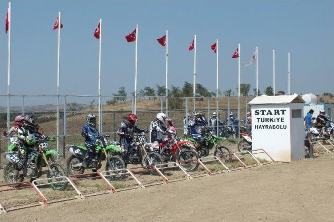 T&uuml;rkiye Motokros Şampiyonasının 4. Ayak Yarışmaları Başladı