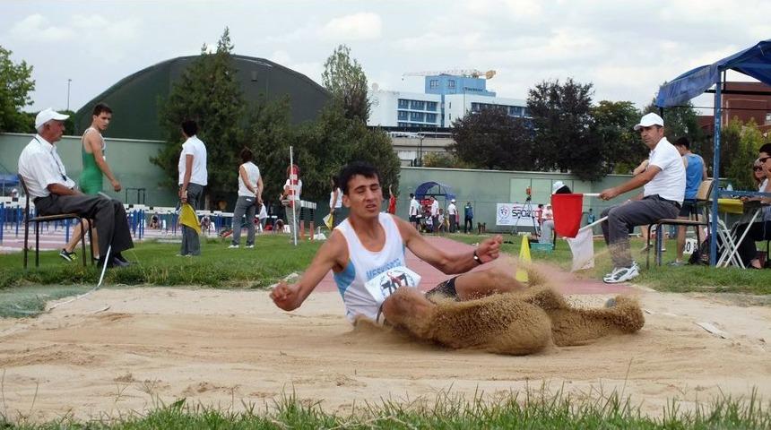 S&uuml;per Lig Ve 1. Lig Birinci Kademe Ilk G&uuml;n M&uuml;sabakaları
