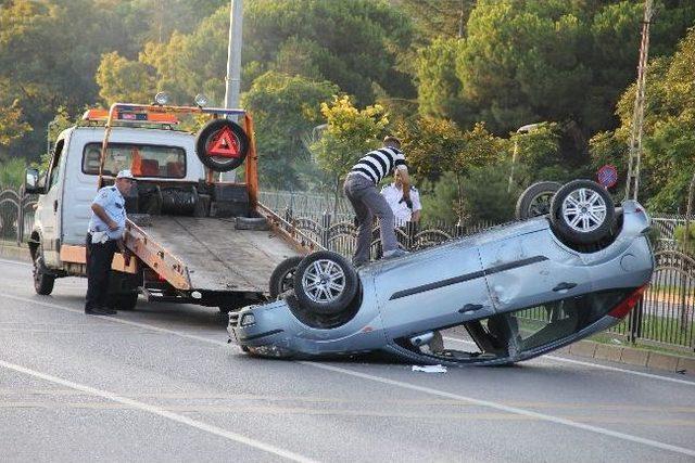 Samsun'da Otomobil Takla Attı: 2 Yaralı