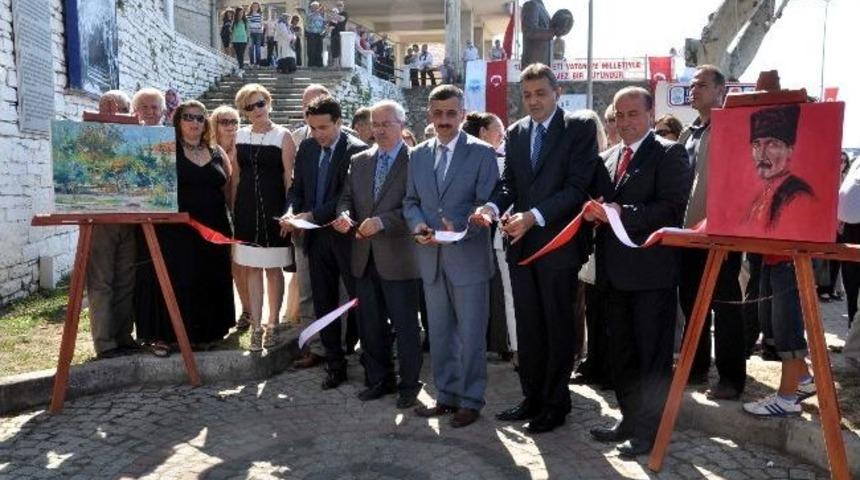 Sanat Sempozyumu Sergisinin A&ccedil;ılışı Yapıldı