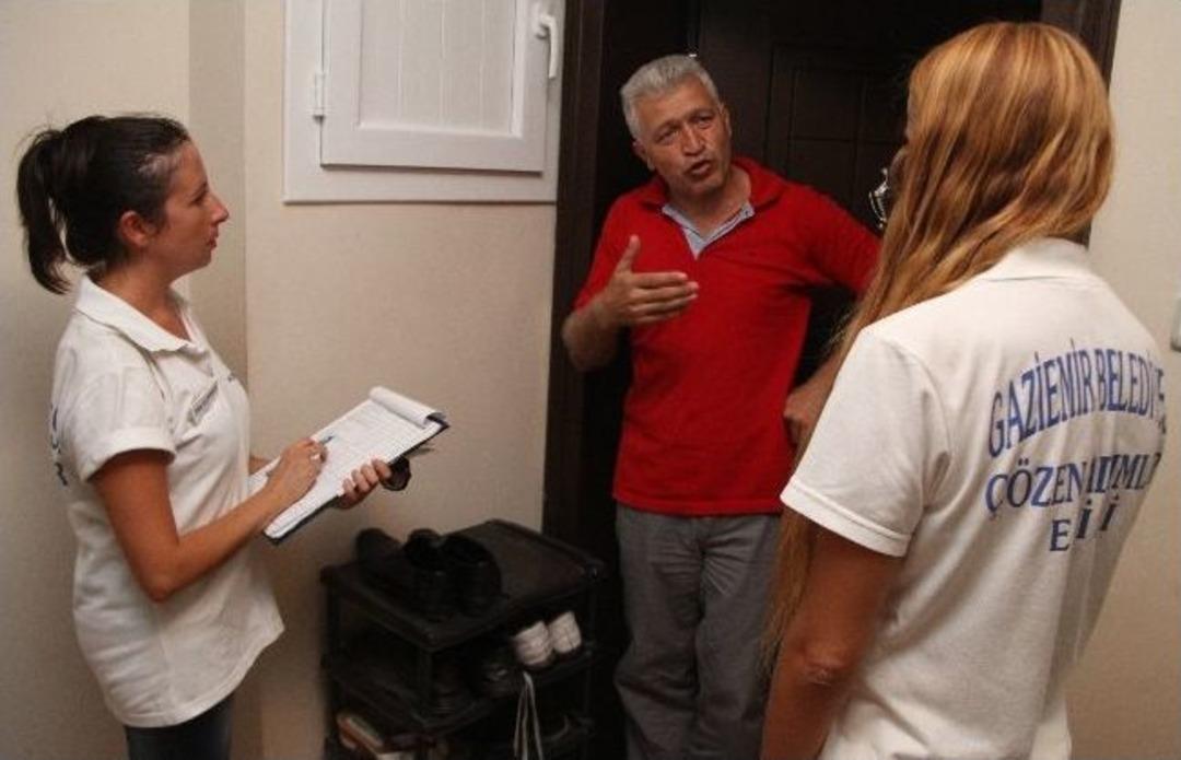 Gaziemir'de "adım Başı &Ccedil;&ouml;z&uuml;m"