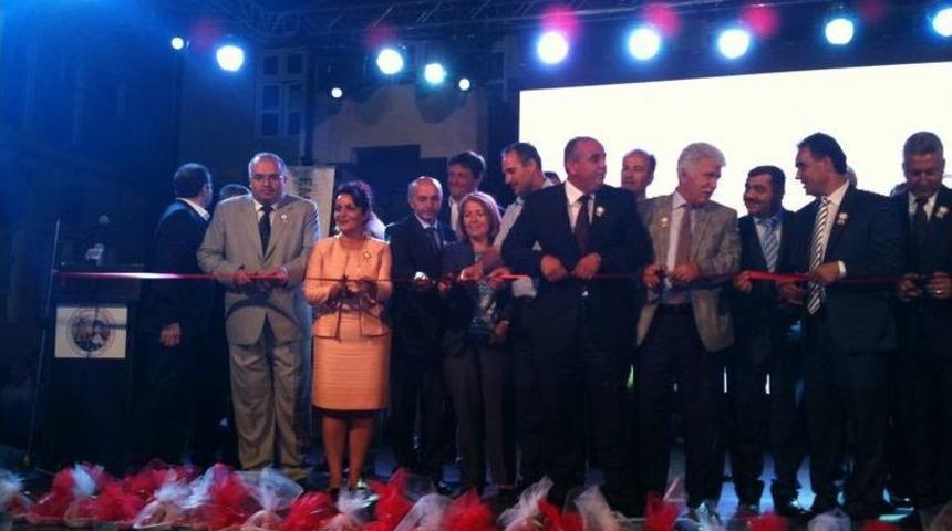 Giresun &Uuml;niversitesi Rekt&ouml;r&uuml; Attar&rsquo;a Kosova&rsquo;dan '&Uuml;st&uuml;n Hizmet &Ouml;d&uuml;l&uuml;'