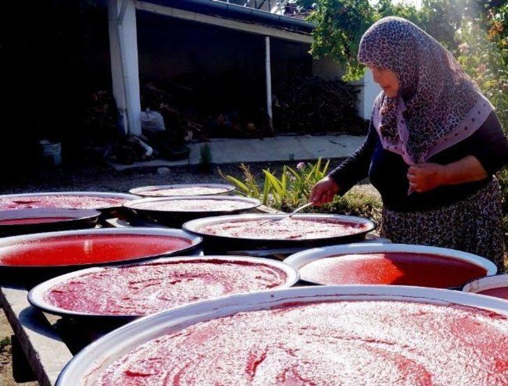 Sarıgöl’de Kışlıklar İçin Kollar Sıvandı G1