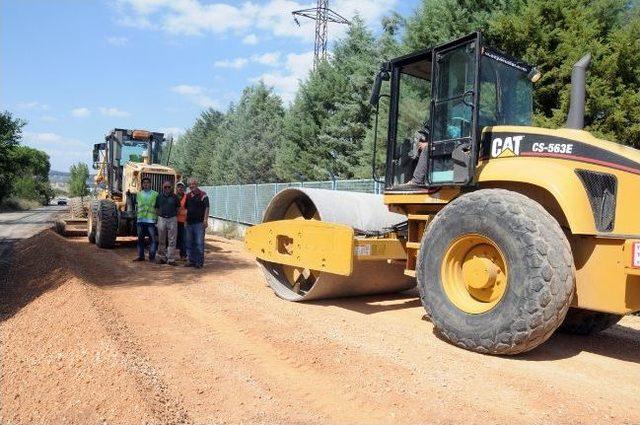 Kampüs Yolu Yenileniyor