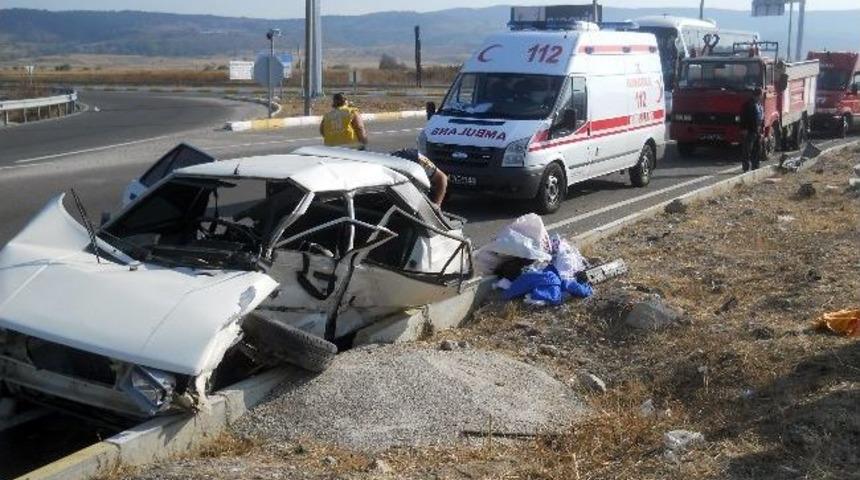 Bolu&rsquo;da Trafik Kazası: 2 &Ouml;l&uuml;, 7 Yaralı