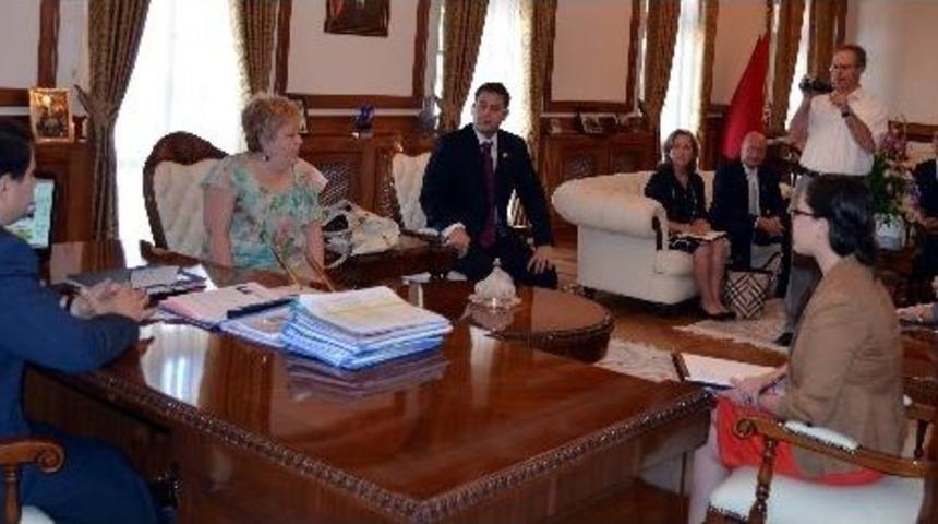 Abd Kongre &Uuml;yelerinin Danışmanlarından Malatya Ziyareti