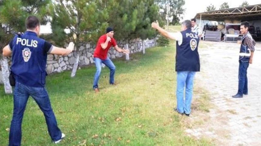 Polislere 'poliste Uygulamalı Durum Eğitimleri' Verildi