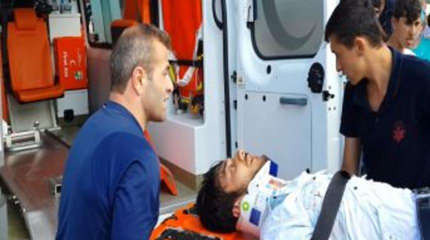 Sapanca'da Iki Ayrı Trafik Kazası: 2 Yaralı