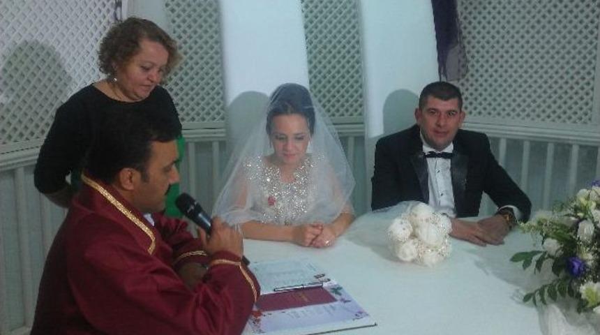 Cimhan &Ccedil;akaloğlu D&uuml;nya Evine Girdi