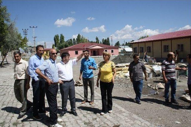 Müdür Başak Okul İnşaatlarını Denetledi