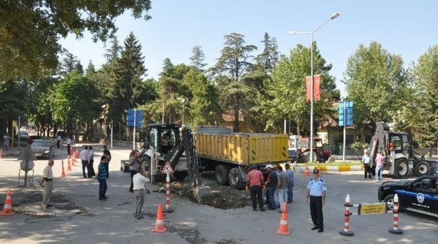 Erbaa Belediyesi Kaynak İsrafını &Ouml;nledi