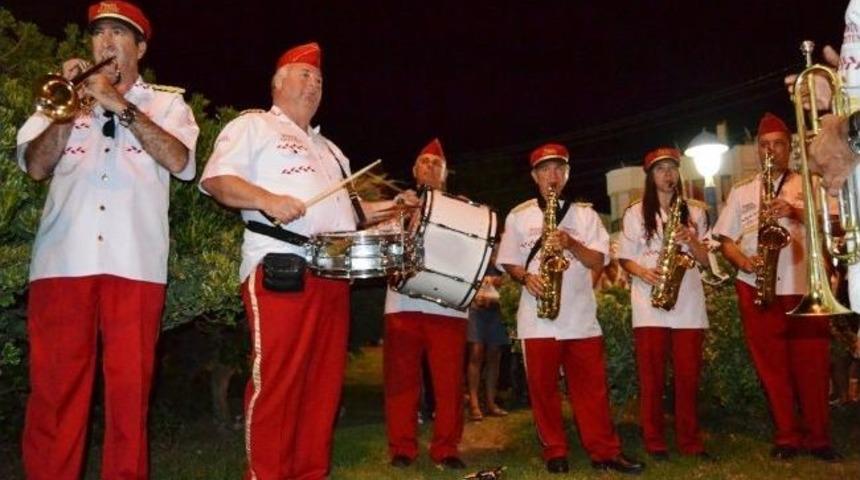 Posta Bandosu Ayvalık&rsquo;ı Sevdi