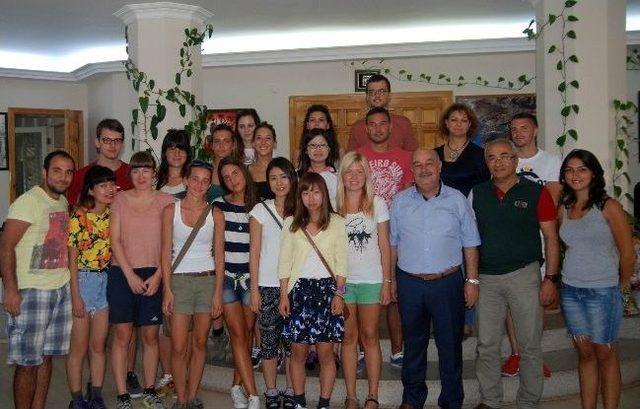 Didim Gençlik Servisleri Merkezi Öğrencileri Didim’de