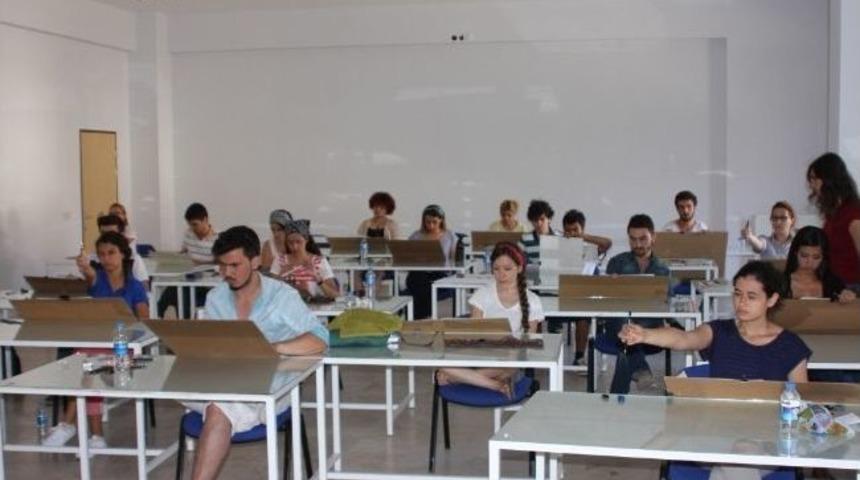 Dp&uuml; G&uuml;zel Sanatlar Fak&uuml;ltesi &Ouml;zel Yetenek Sınavına Rekor Katılım