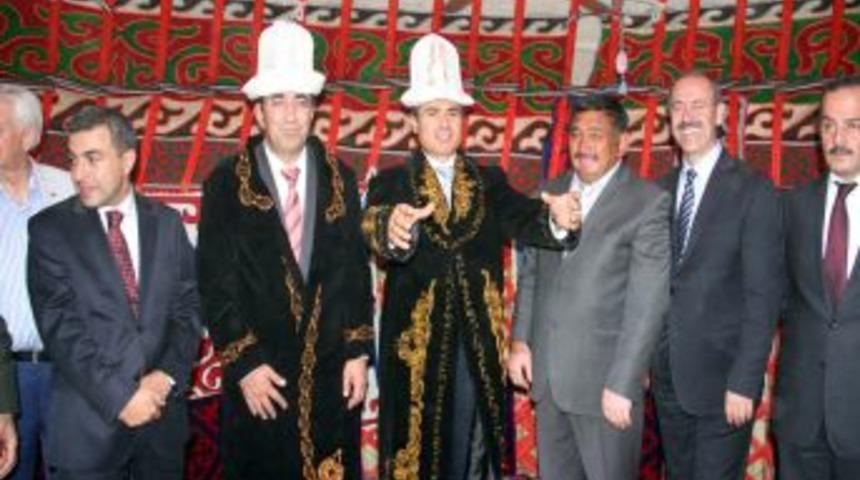 Bakan Suat Kılı&ccedil;: Malazgirt 1071, Kaderimiz Bir